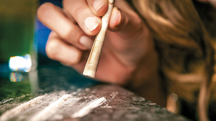 El esfuerzo de la medicina de combatir las adiciones en un mundo de adictos